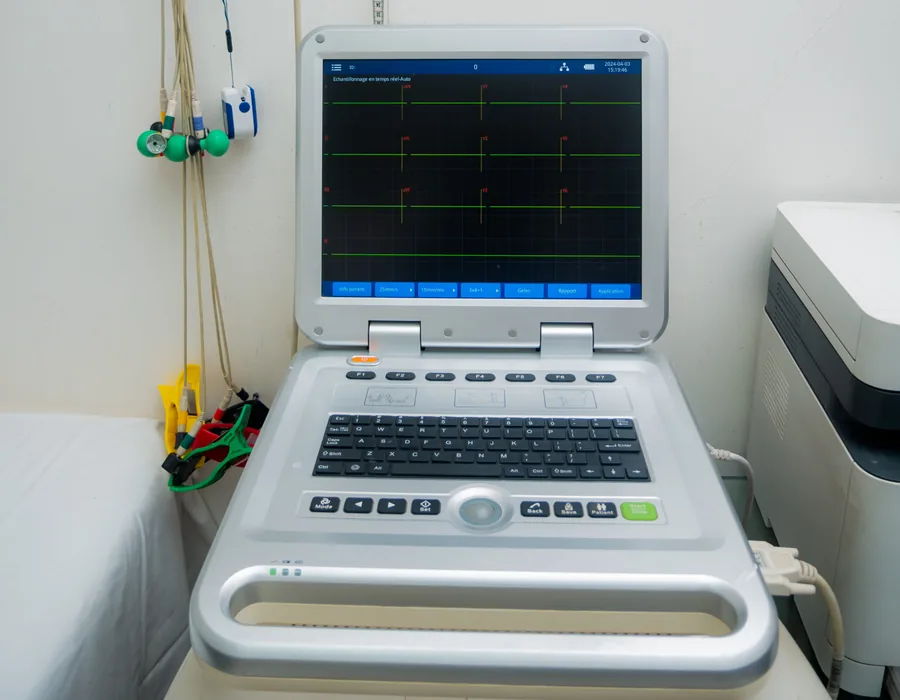 Électrocardiogramme au Repos